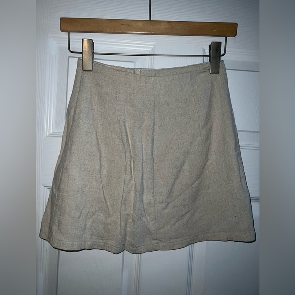 Linen Mini Skirt - Picture 3 of 4